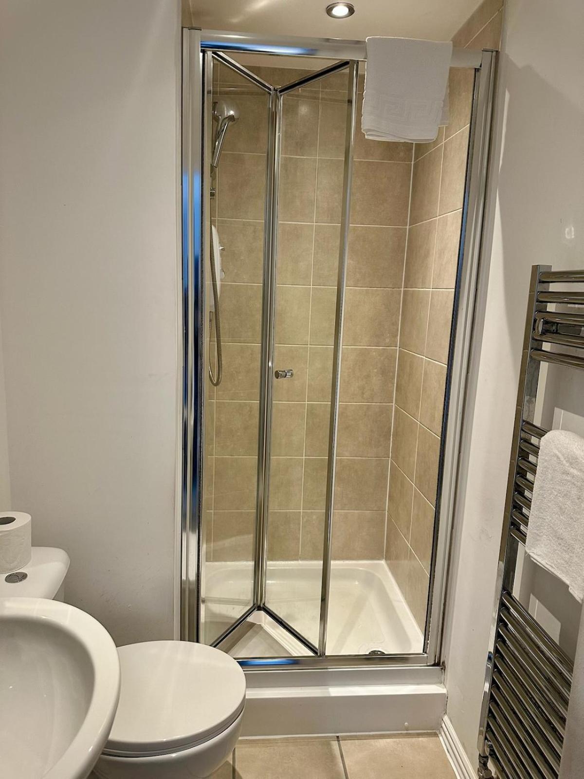 Modern & Private 2br Appartement Manchester